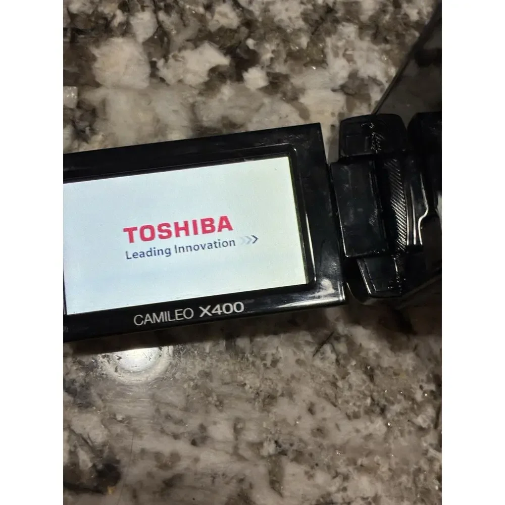 Toshiba Camileo X400 Camcorder 23x OPTICAL ZOOM FULL HD Touch Screen **READ**